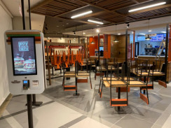 BURGER KING: TRABAJOS DE ARPECONST - 